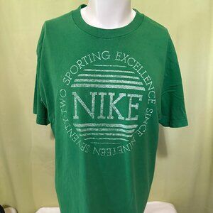 Nike Sporting Excellence Loose Fit Men's Green T Shirt Large Cotton